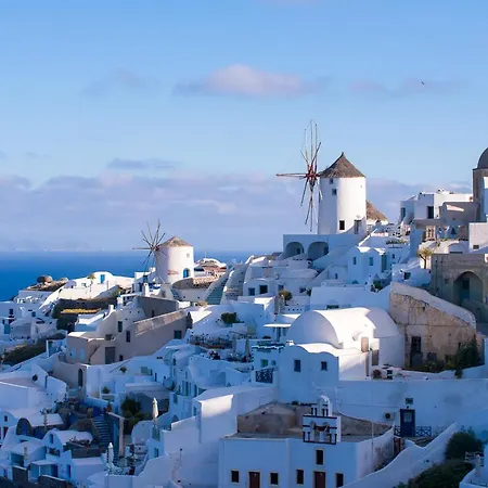 Pezoules Of 4* Oia (Santorini)