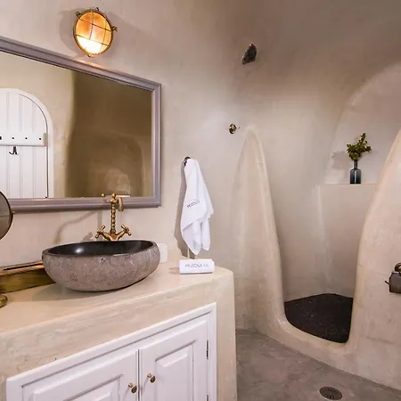 Pezoules Of Hotel Oia (Santorini)