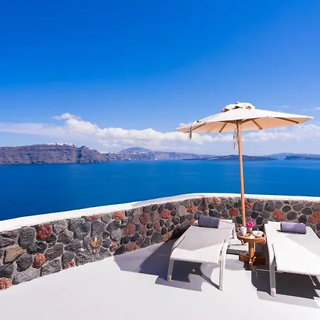 Pezoules Of Oia (Santorini)