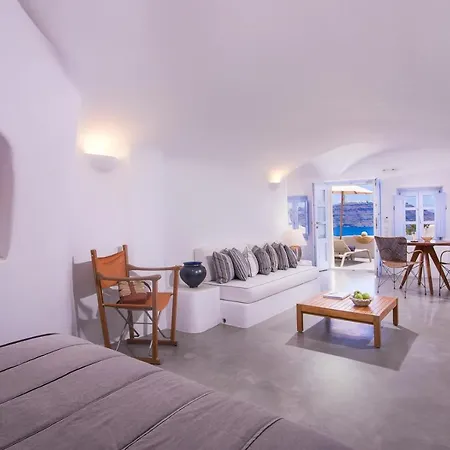 Pezoules Of Oia (Santorini)
